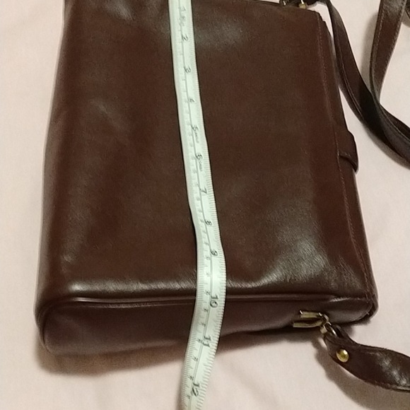 Etienne Aigner leather bag - Picture 6 of 9